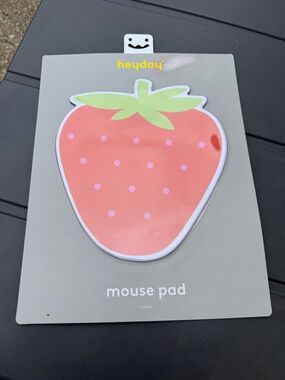 Strawberry mousepad. NEW